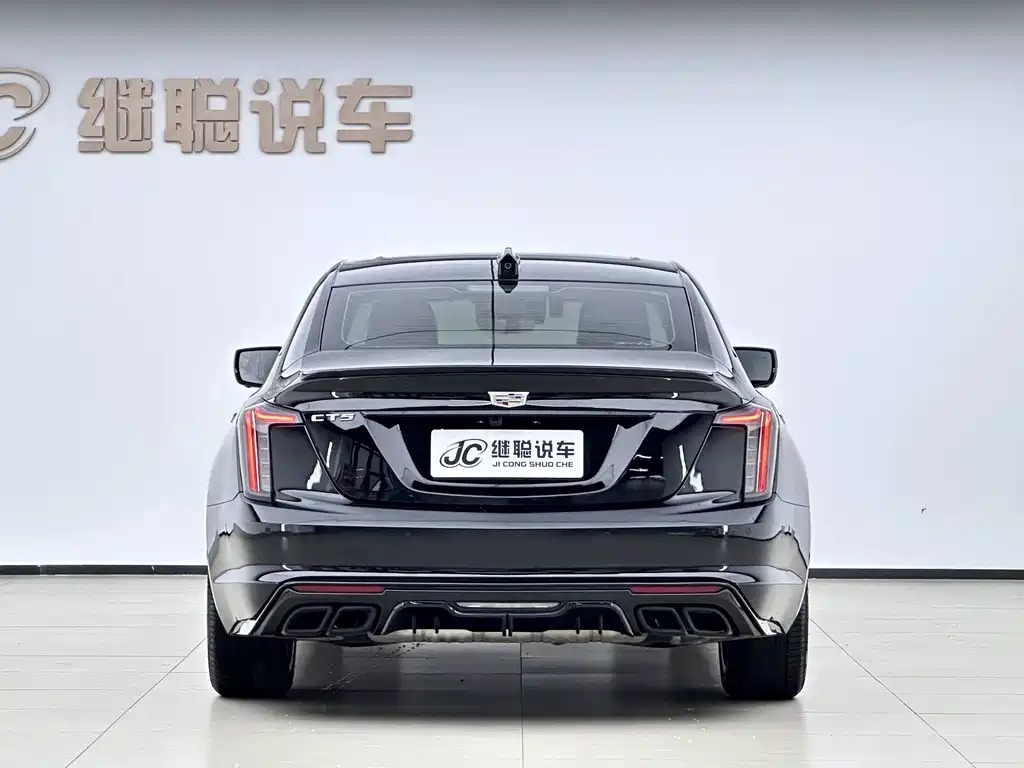 Cadillac CT5 — миниатюра 4