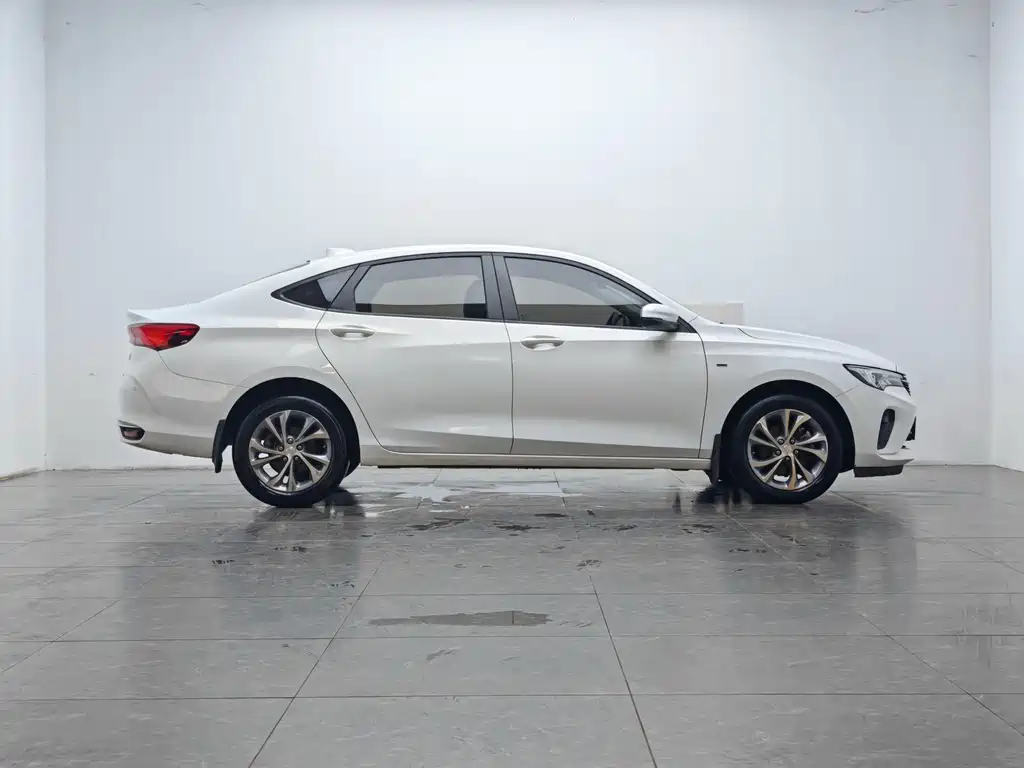 Buick Verano — миниатюра 11