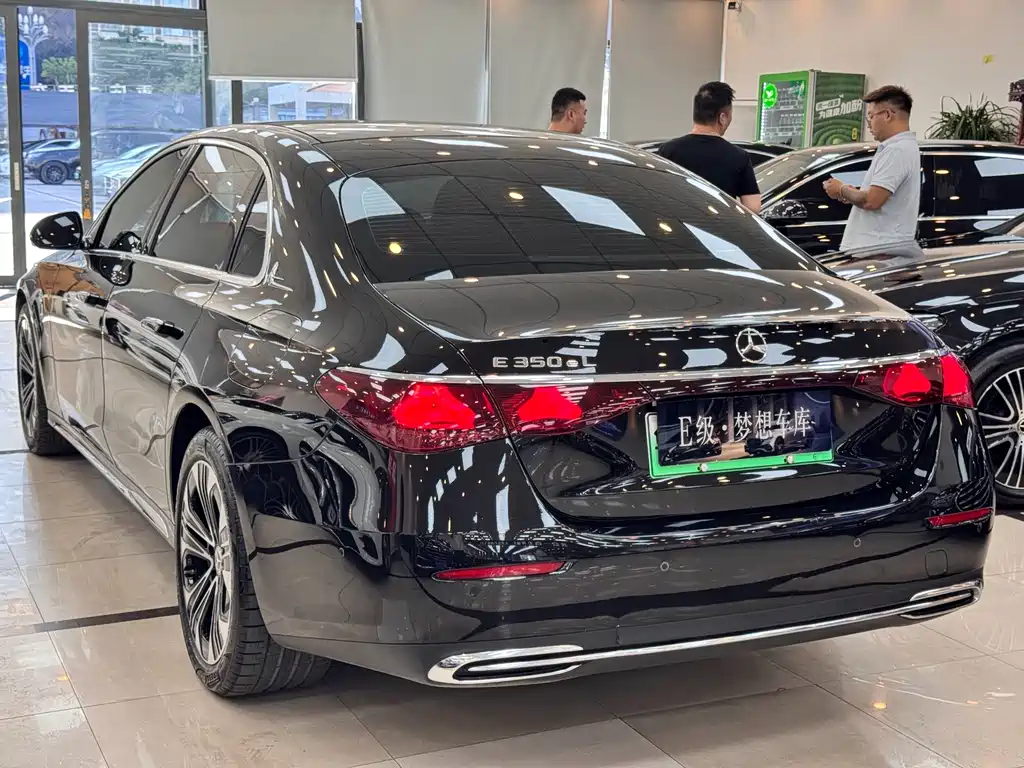 Mercedes-Benz E-Class New Energy — миниатюра 6