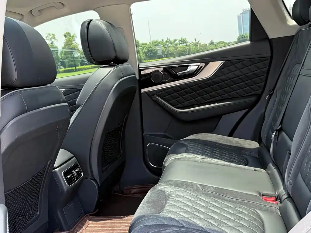 Hongqi Hongqi HS5 — миниатюра 17