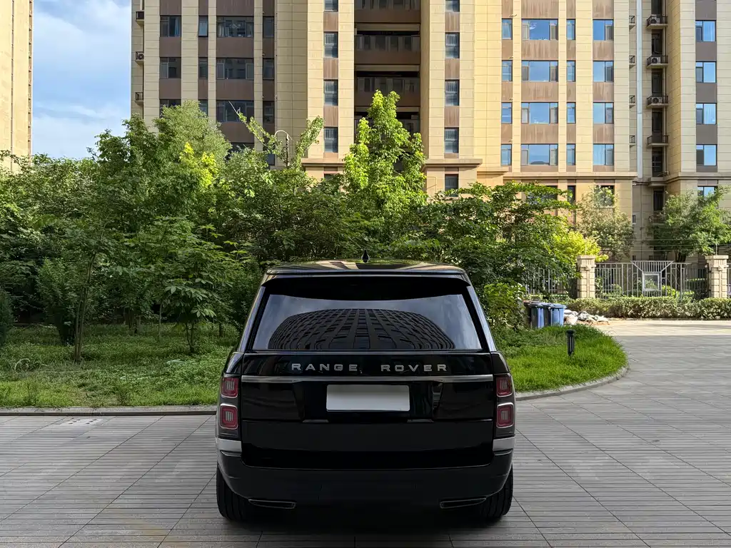Land Rover Range Rover 2020 3.0 L6 Long Wheelbase