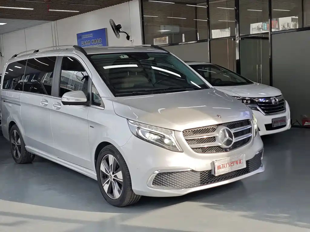 Mercedes-Benz V-Class V 2021 V 260 Luxury