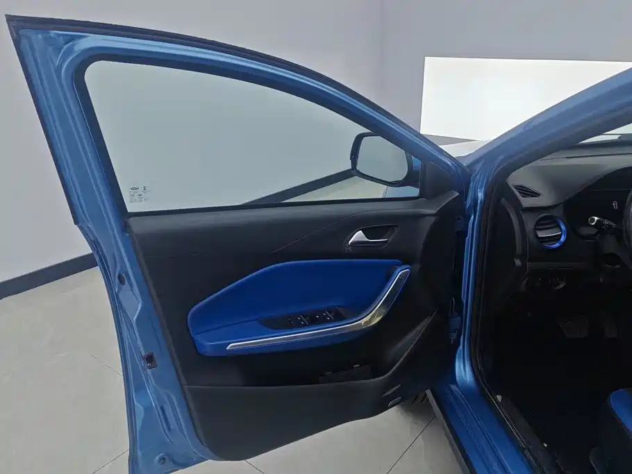 Chery New Energy Tiggo 3xe — миниатюра 7