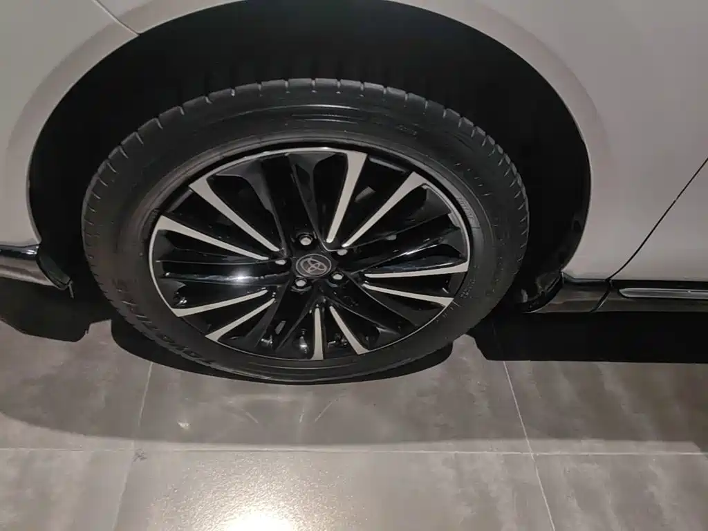 Toyota Venza — миниатюра 23