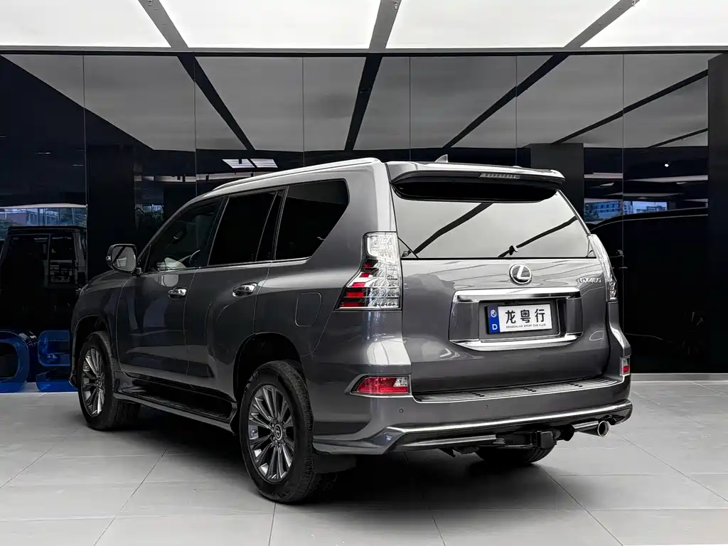 Lexus GX — миниатюра 4