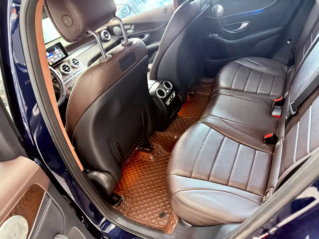 Mercedes-Benz GLC 2017 GLC 300 4MATIC