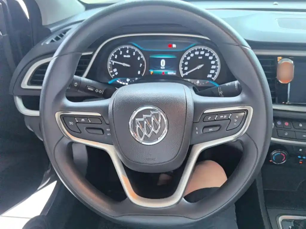 Buick Excelle — миниатюра 11