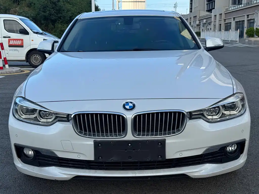 BMW 3 Series — миниатюра 2