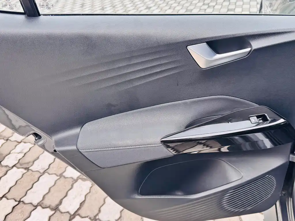 Volkswagen ID.3 — миниатюра 14