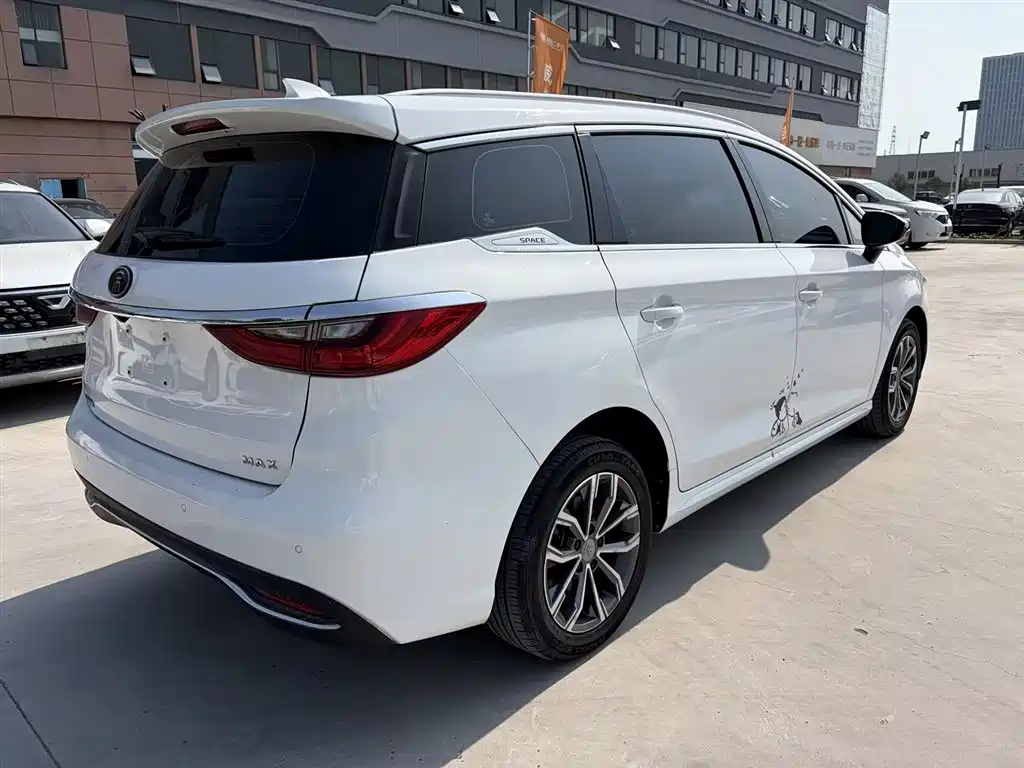 BYD Song MAX MAX 2019 1.5T AT 7 мест VI