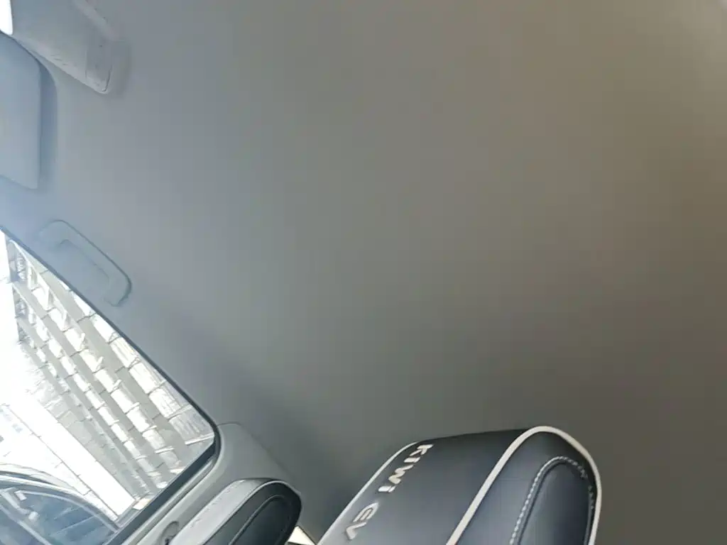 Baojun KiWi EV — миниатюра 18