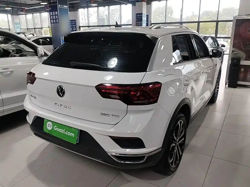 Volkswagen T-Roc — миниатюра 7