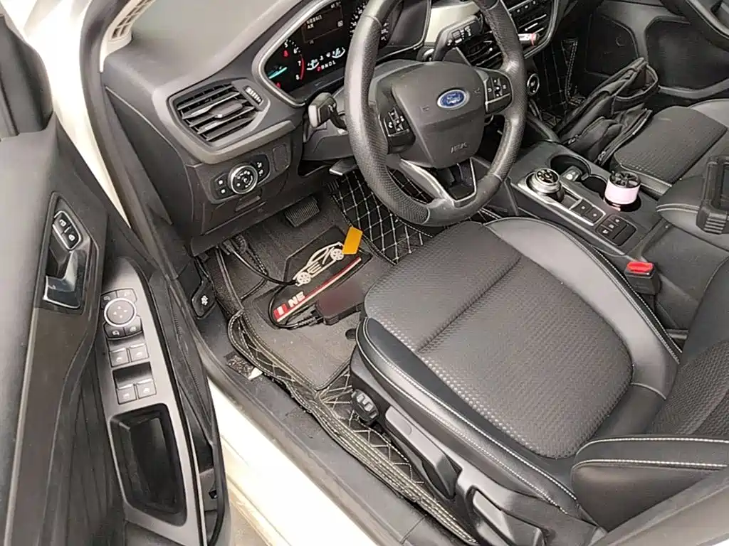 Ford Focus — миниатюра 16
