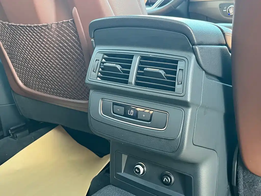 Audi Q7 — миниатюра 18