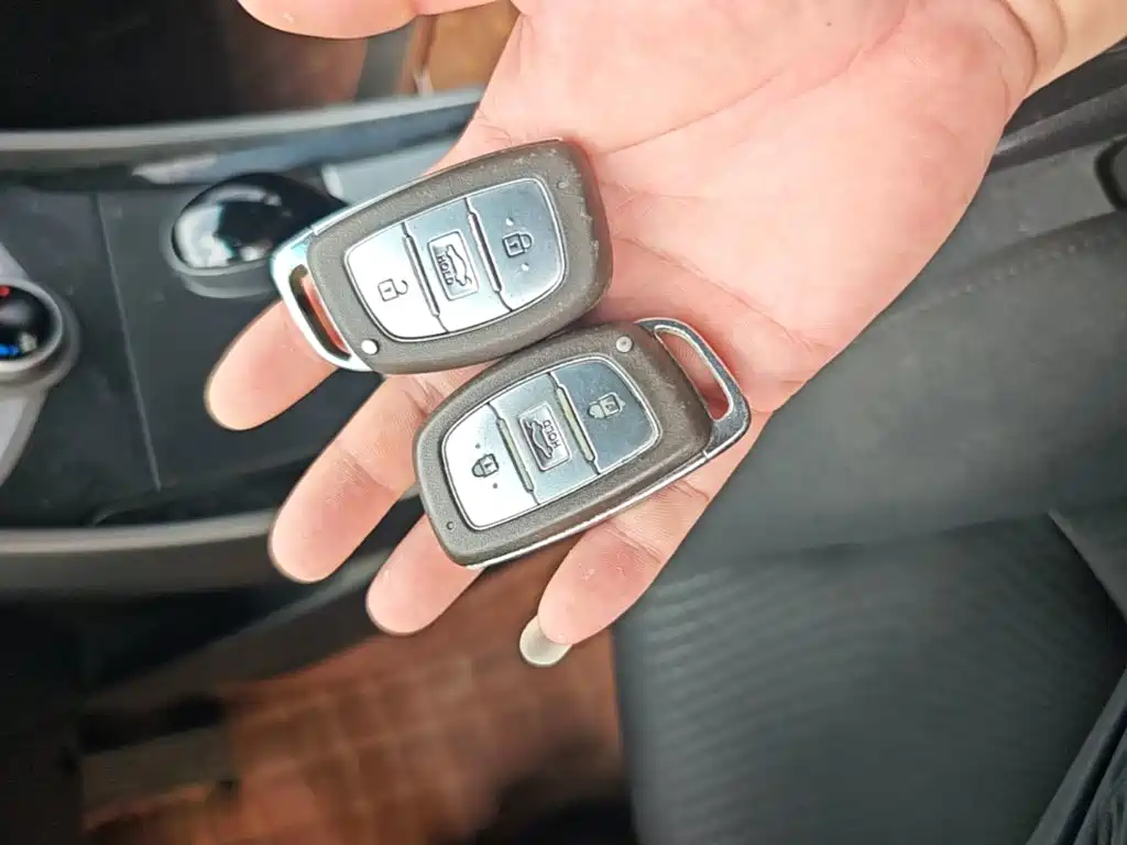Hyundai Elantra Langdong — миниатюра 9