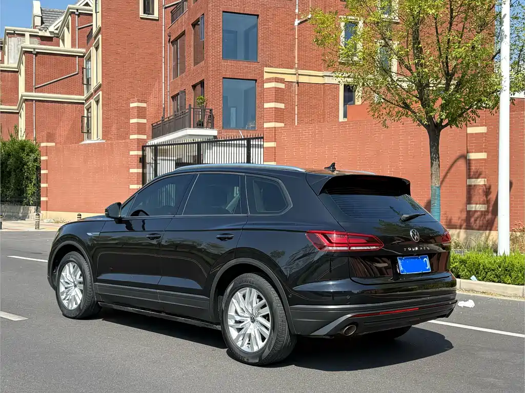 Volkswagen Touareg — миниатюра 9