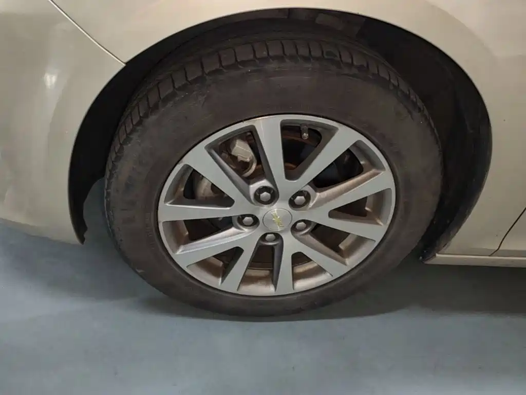 Chevrolet Malibu — миниатюра 23