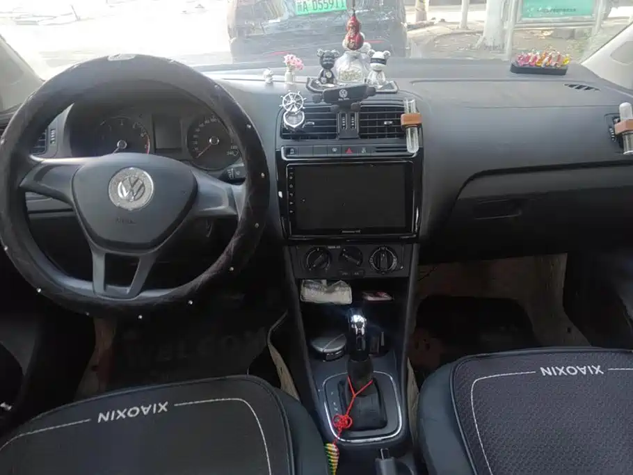 Volkswagen Polo — миниатюра 12