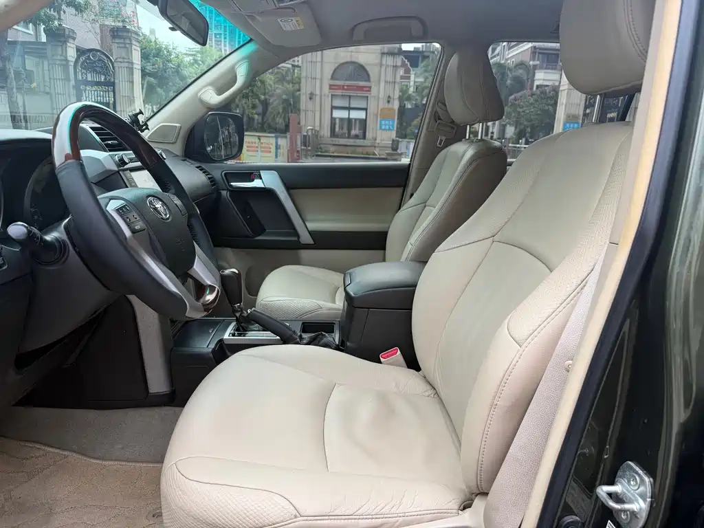 Toyota Prado — миниатюра 10