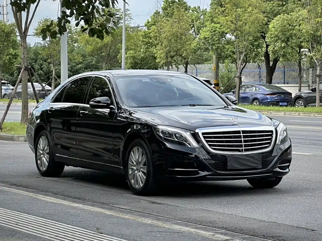 Mercedes-Benz S-Class — миниатюра 4