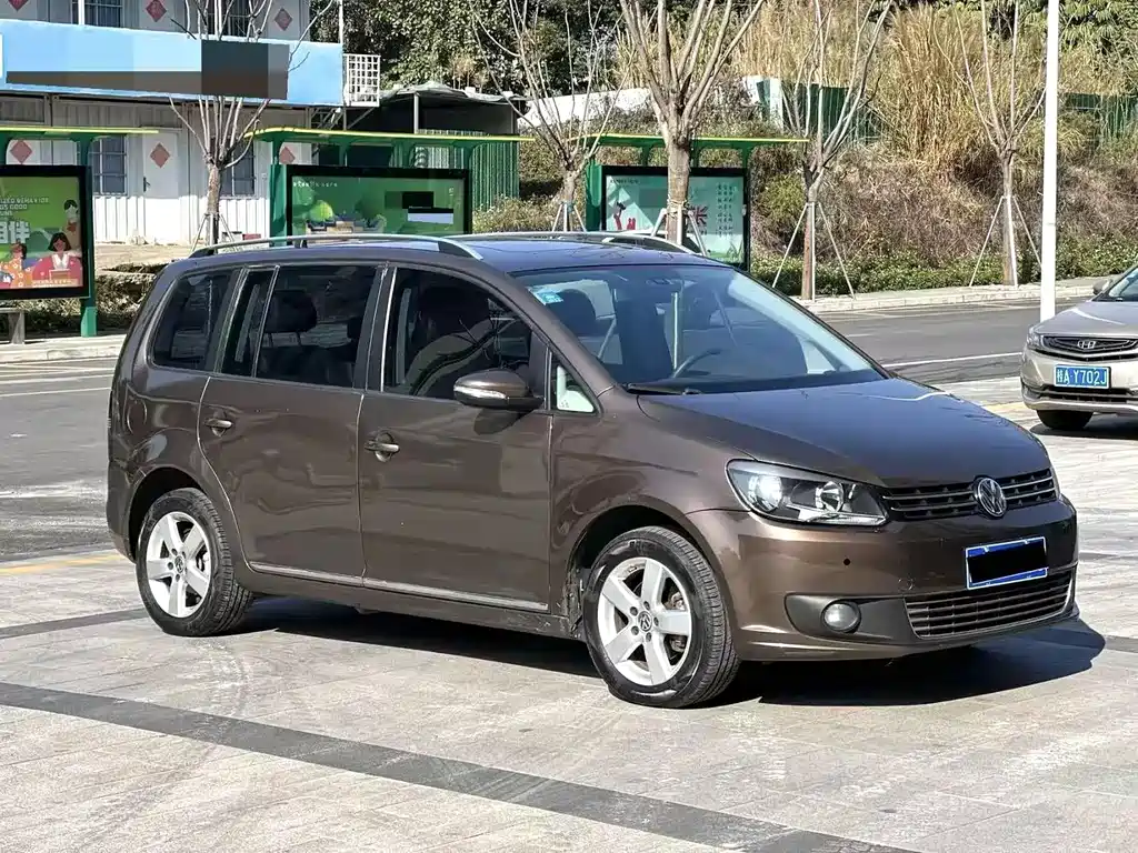 Volkswagen Touran — миниатюра 3