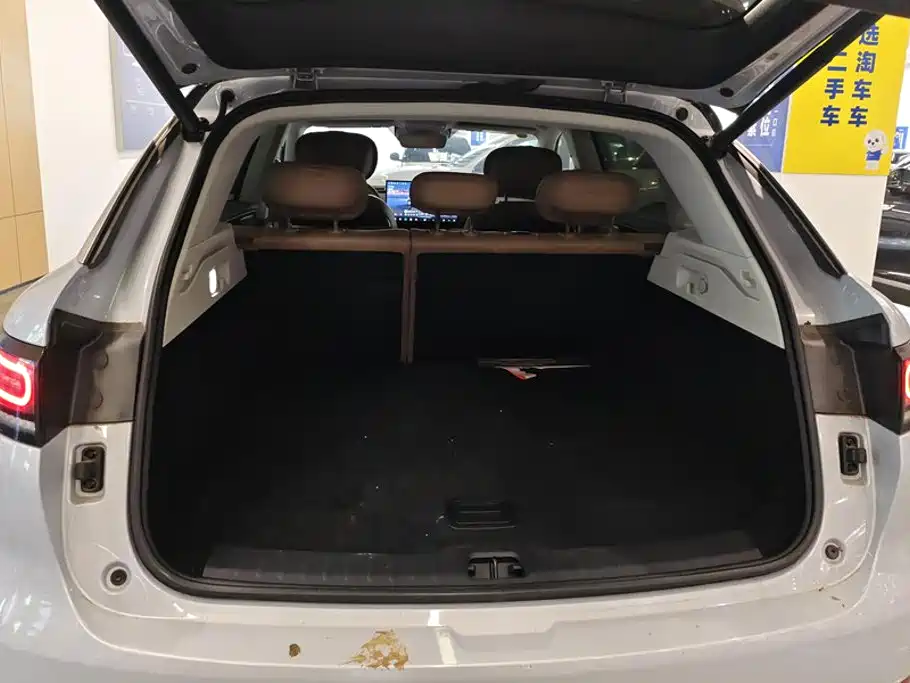 Leapmotor Leapmotor C11 — миниатюра 4