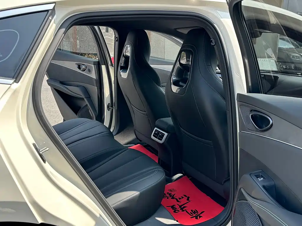 BYD SEAL 06 NEW ENERGY