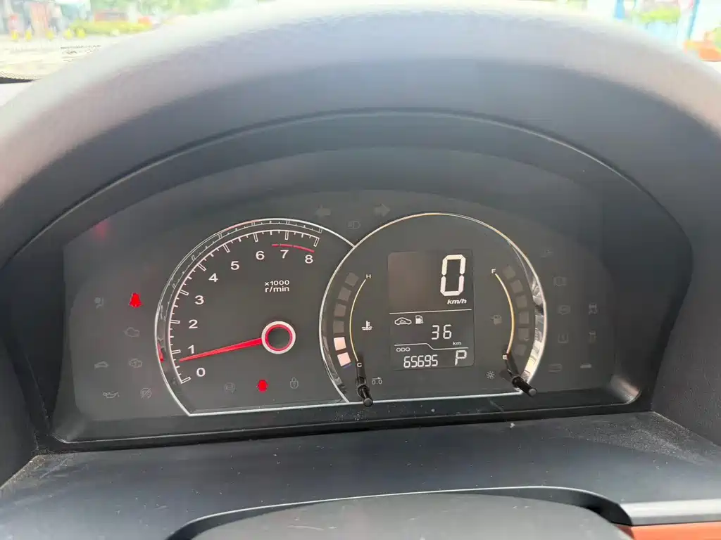 Roewe 350 — миниатюра 4
