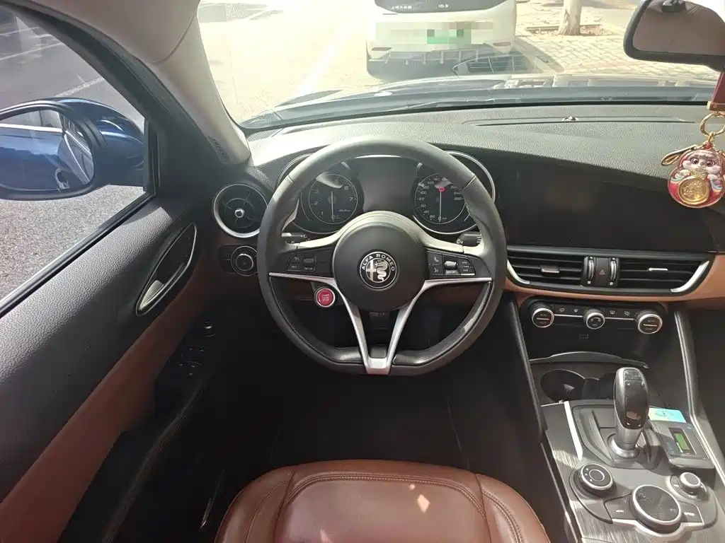 Alfa Romeo Giulia — миниатюра 6