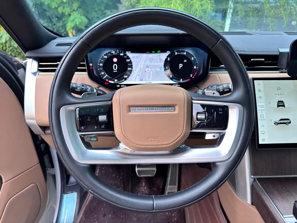 Land Rover Range Rover — миниатюра 11