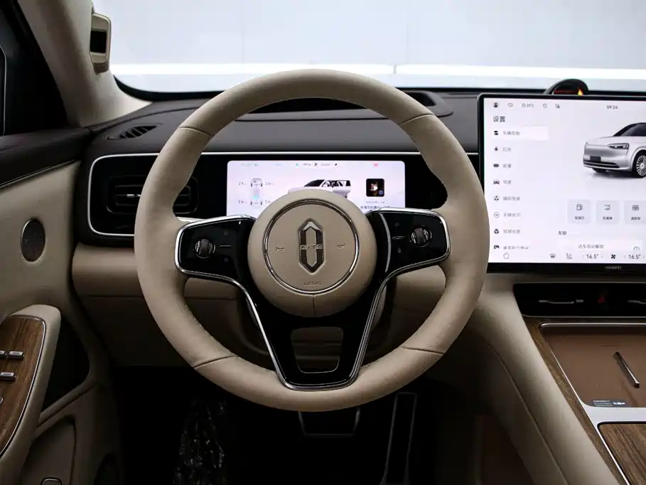 AITO AITO M7 — миниатюра 8