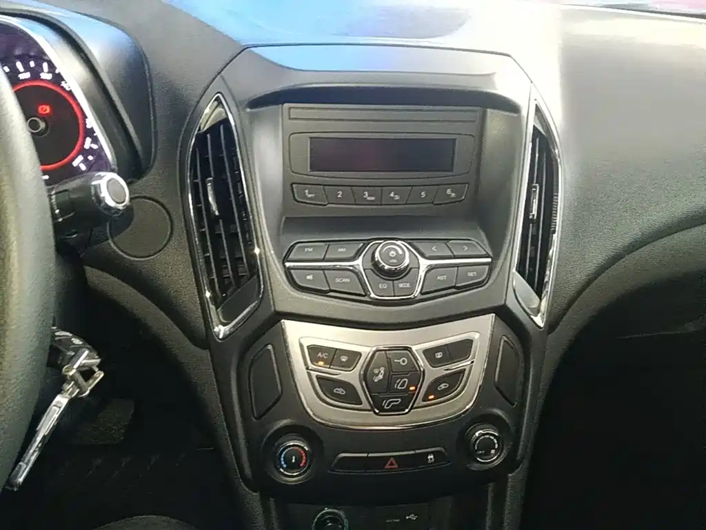 Chery Arrizo 5 — миниатюра 13