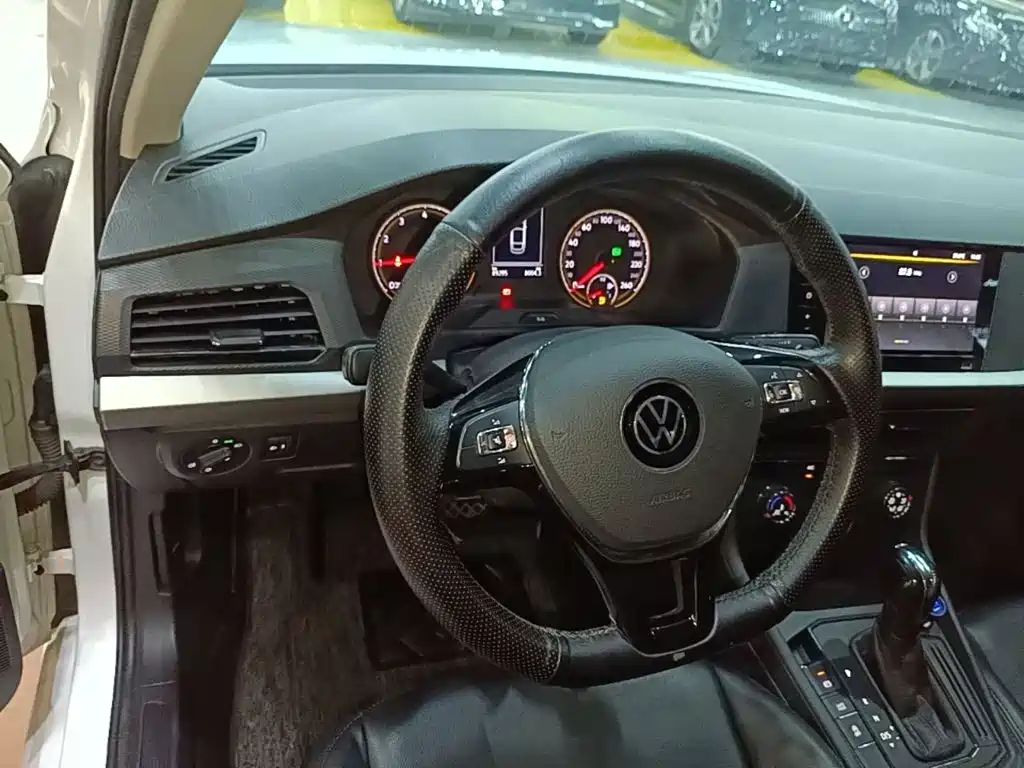 Volkswagen Lavida — миниатюра 11