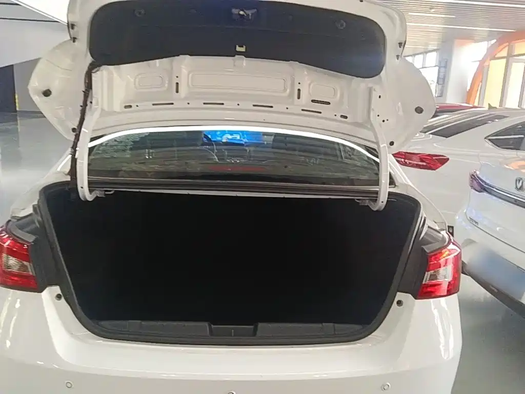 Chery Arrizo 5 — миниатюра 19