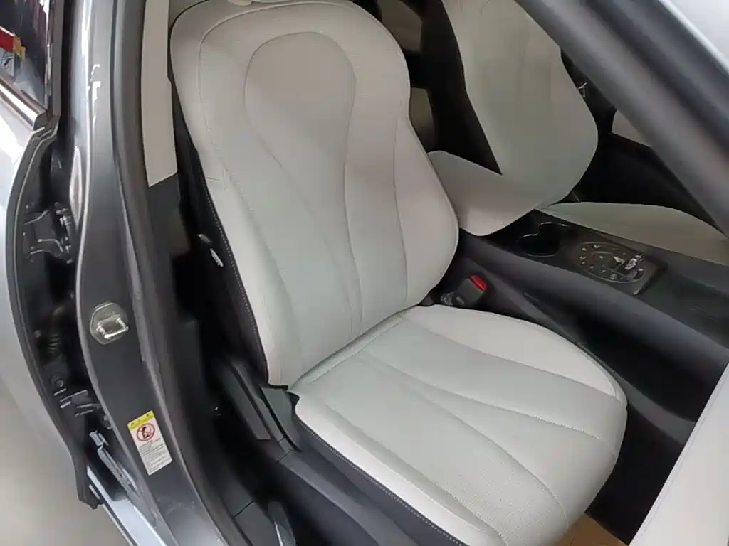 BYD Seal 05 DM-i — миниатюра 25