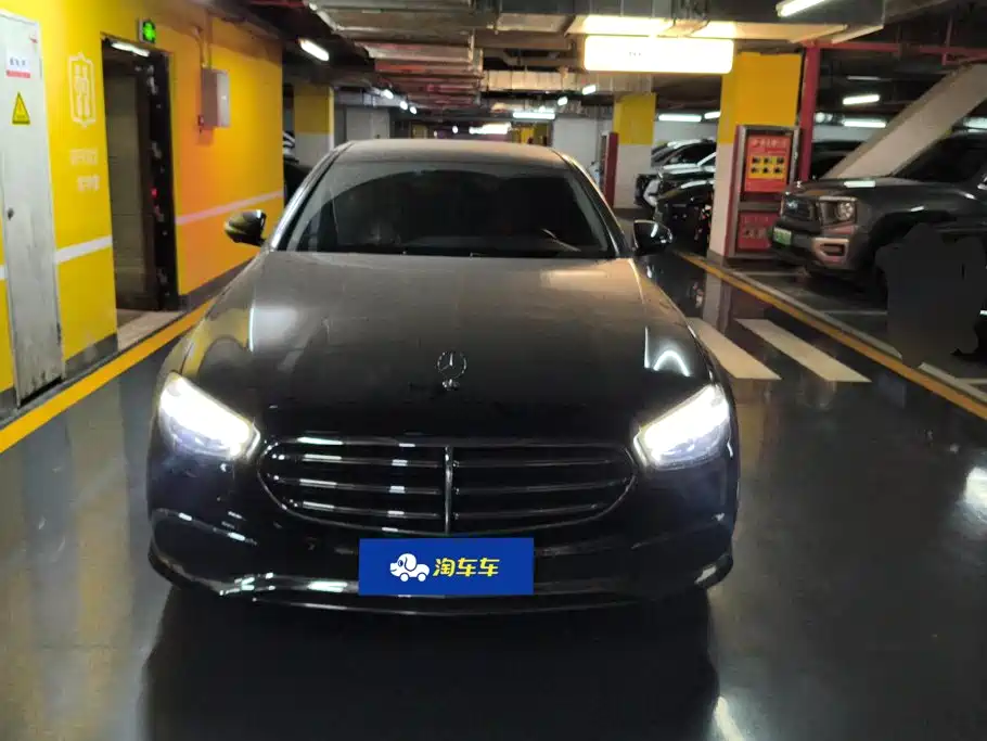 Mercedes-Benz E-Class — миниатюра 2