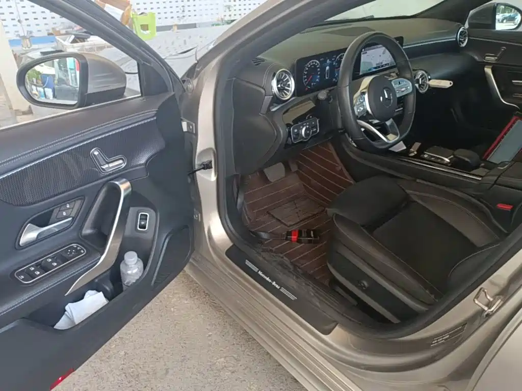 Mercedes-Benz A-Class — миниатюра 16