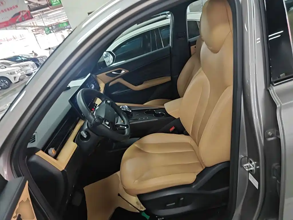 Roewe RX5 New Energy — миниатюра 15