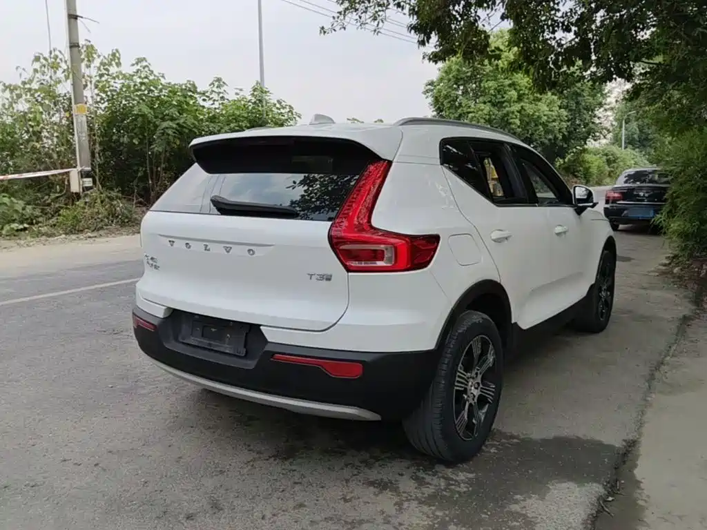Volvo XC40 — миниатюра 7