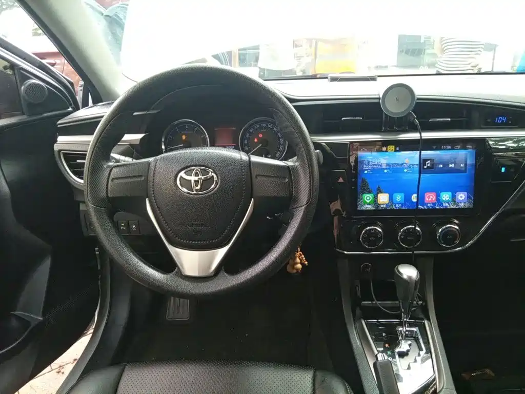Toyota Corolla — миниатюра 11