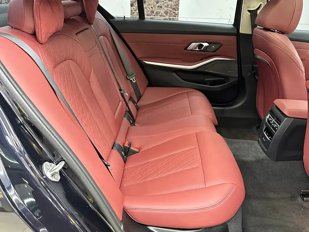 BMW 3 Series — миниатюра 11