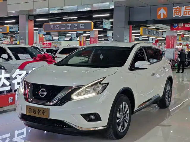 NISSAN LOULAN 2023