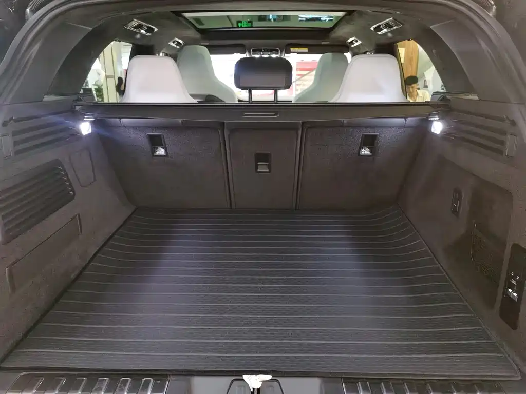 Land Rover Sport — миниатюра 19