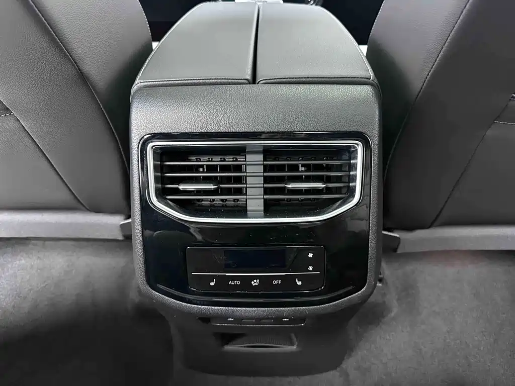 Volkswagen Talagon — миниатюра 7