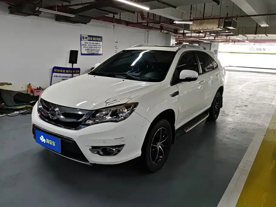 BYD S7