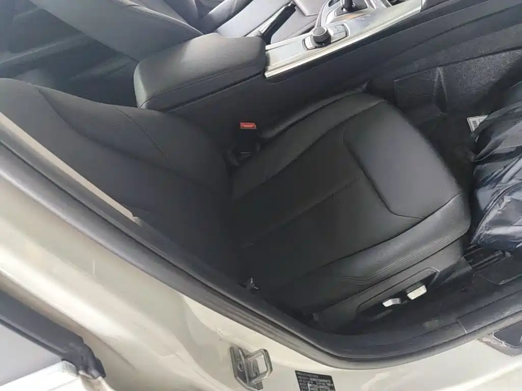 BMW 3 Series — миниатюра 20