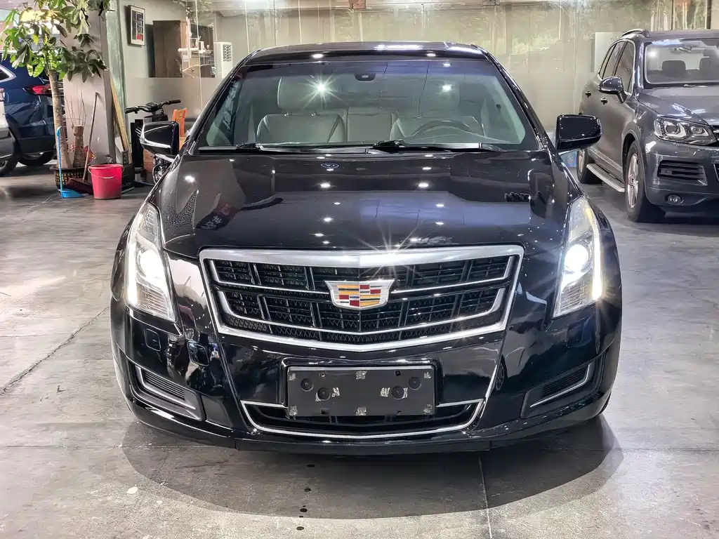 Cadillac XTS — миниатюра 2