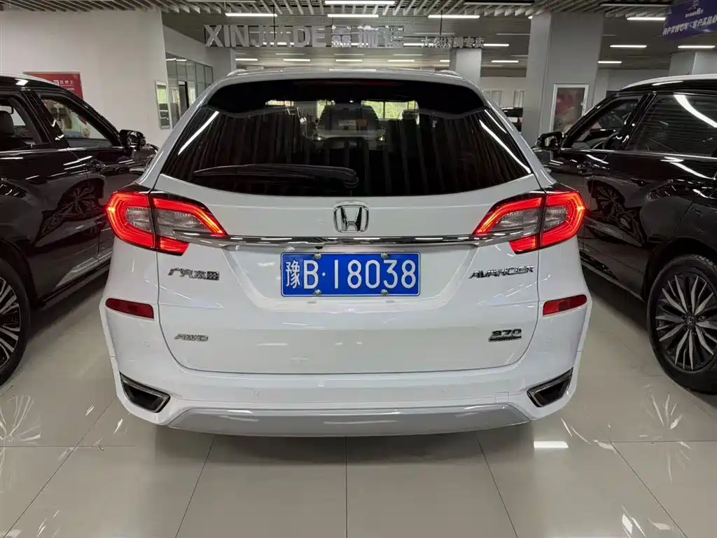 Honda Avancier 2017 370TURBO Luxury