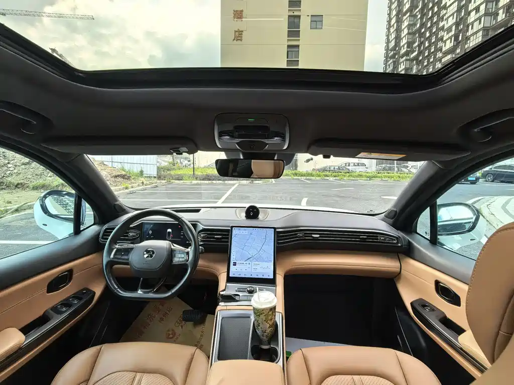 NIO ES6 — миниатюра 14
