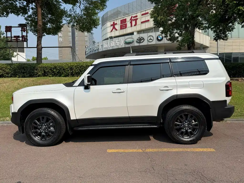 Toyota Prado — миниатюра 3